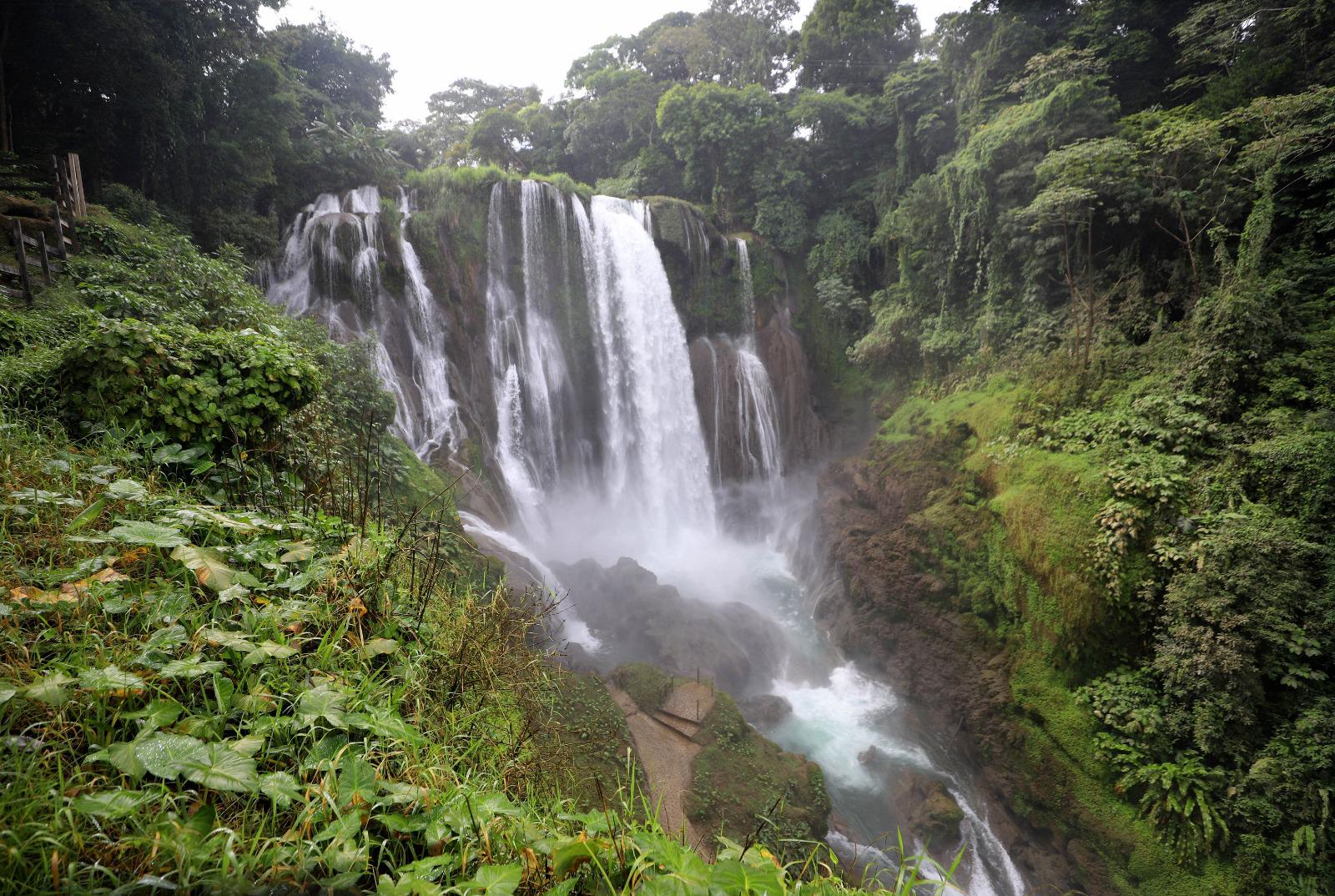 $!Las Cataratas de Pulhapanzak son majestuosas y admiradas por los turistas.