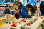 Lego inició el programa Lego Ideas en el 2008 para solicitar ideas a sus fans para productos. Una tienda Lego en Nueva York.