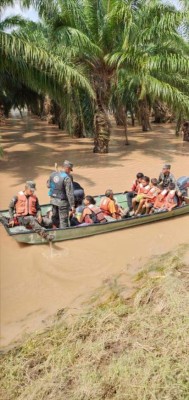 Continúa el rescate de hondureños afectados tras el doloroso paso de Eta (FOTOS)