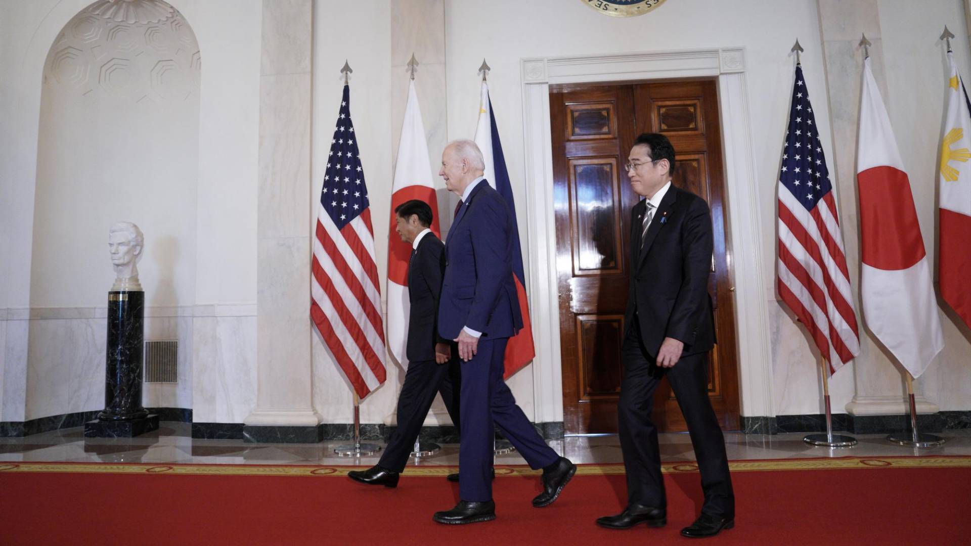 $!El Presidente Joseph R. Biden Jr. se reunió con los líderes de Japón y Filipinas en la Casa Blanca en abril.