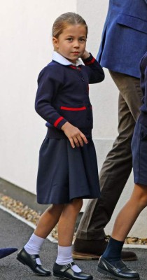 FOTOS: Así fue el primer día de clases de la princesa Charlotte