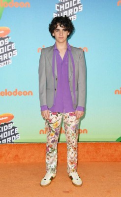 Kids Choice Awards: Así desfilaron los famosos en la alfombra naranja