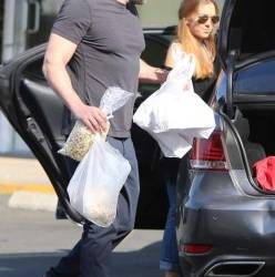 Según informantes, Affleck habría estado varias semanas coqueteando con la chica de 28 años, y que ésta le correspondía.