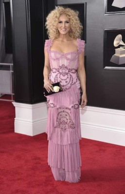 Los peor vestidos que decepcionaron en la alfombra roja de los Grammy 2018