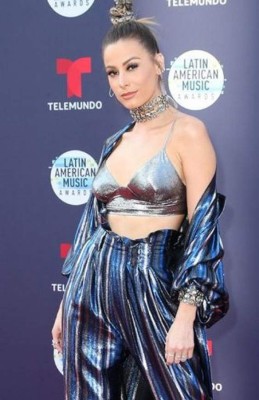 Elegantes y bellos, así lucieron los invitados al Latin American Music Awards