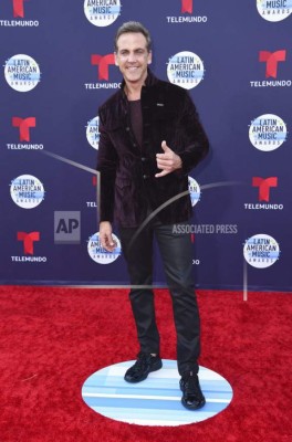 Elegantes y bellos, así lucieron los invitados al Latin American Music Awards