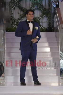 Los seniors 2019 DelCampo School lucieron elegantes y glamurosos en su Prom (Parte II)