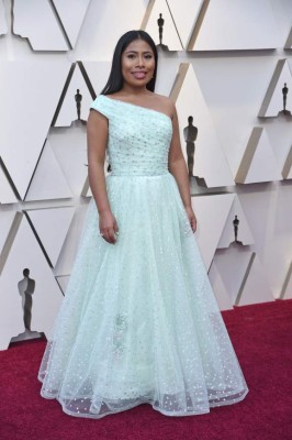 Yalitza Aparicio: El vestido que eligió la protagonista de 'Roma' para la alfombra roja de los premios Oscar 2019