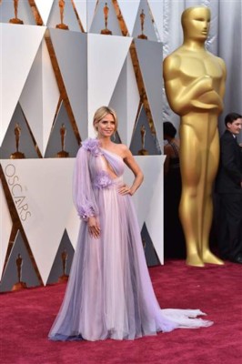 La alfombra roja de los Óscar abre las puertas a la elegancia