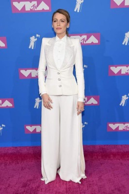 Jennifer López, Kylie Jenner y Blake Lively entre las mejores vestidas de los MTV Video Music Awards 2018