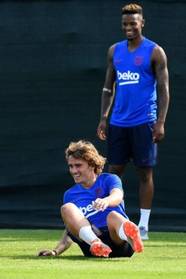 Las fotos que dejó el primer entrenamiento de Griezmann con la plantilla del Barcelona