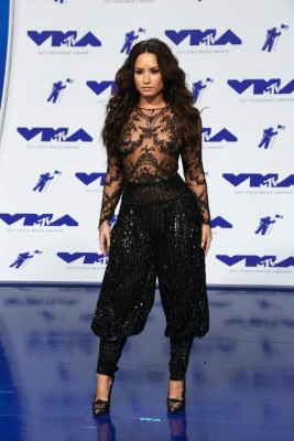 ¡Elegancia y belleza! Las mejores vestidas de los premios MTV Video Music Awards 2017