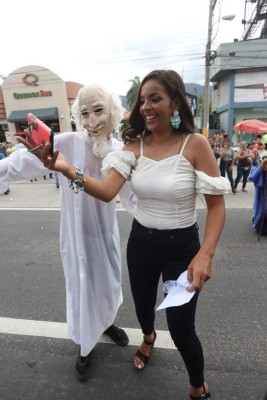 ¡Bellas! Presentadoras brillaron en la Feria Juniana de San Pedro Sula