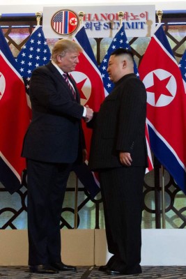 La cumbre de Donald Trump y Kim Jong Un en fotos