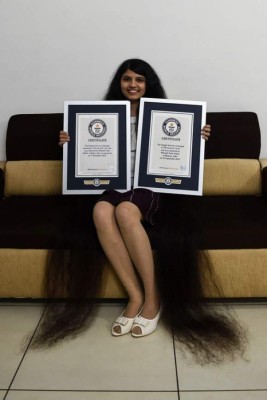 Nilanshi Patel, la joven con el cabello más largo del mundo