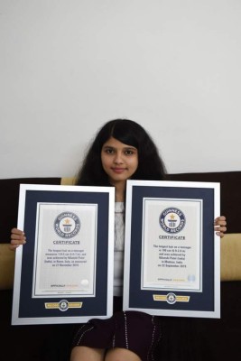 Nilanshi Patel, la joven con el cabello más largo del mundo