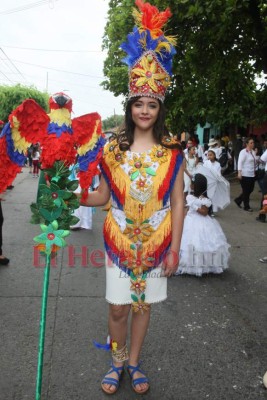 Comayagua, cuna de hermosas palillonas y banderistas