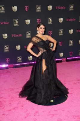 ¿Extravagancia o desatino? Los peor vestidos de Premios Lo Nuestro 2020