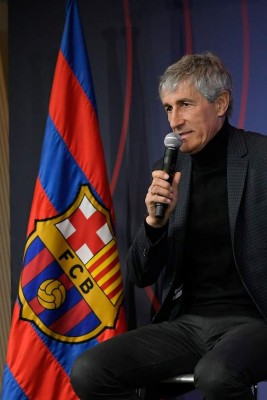 FOTOS: Así fue la presentación de Quique Setién como nuevo DT del Barcelona