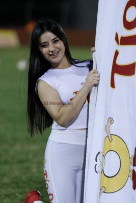 FOTOS: Ellas son las hermosas catrachas presentes en el Yankel en la jornada 13