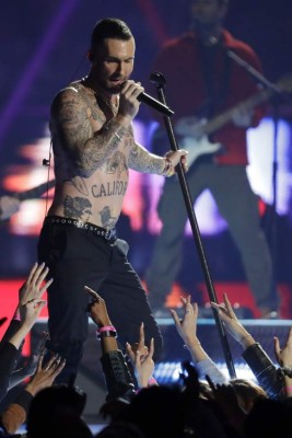 Las fotos del espectáculo de Maroon 5 en el medio tiempo del Super Bowl 53