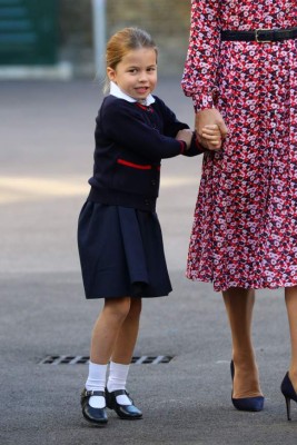 FOTOS: Así fue el primer día de clases de la princesa Charlotte