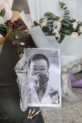 FOTOS: Muerte del médico que alertó del coronavirus sacude a China