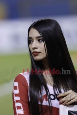 FOTOS: Bellas mujeres en la fecha 2 del Clausura