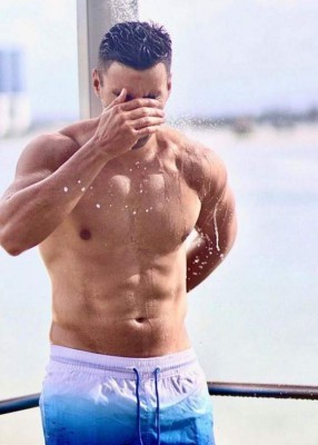 Pita Taufatofua, atleta con el torso más famoso de los Juegos Olímpicos (FOTOS)