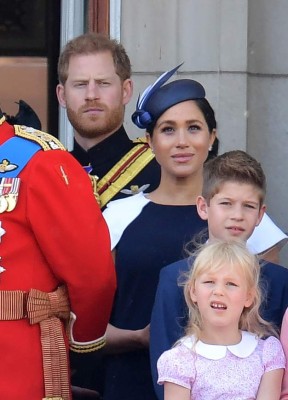 FOTOS: Así reapareció Meghan Markle un mes después de dar a luz a su hijo Archie