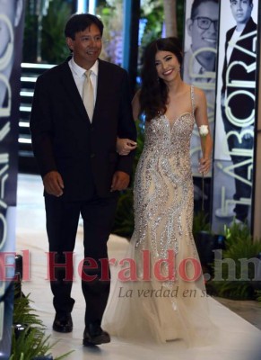 FOTOS:Las seniors más bellas en la inolvidable Prom 2019 de la Macris School