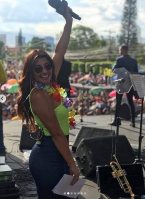 FOTOS: Presentadoras hondureñas lucieron hermosas durante el Carnaval de Tegucigalpa