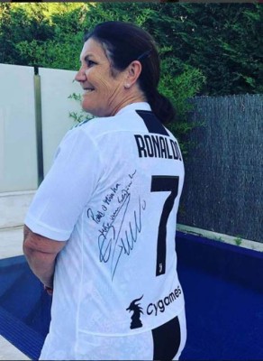 Así es la vida de María Aveiro, la abnegada madre de Cristiano Ronaldo