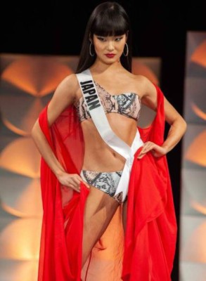 FOTOS: Así desfilaron en traje de baño las candidatas de Miss Universo 2019