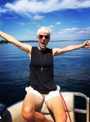 Así vive Rapinoe, controversial capitana de EEUU que desafió a Trump