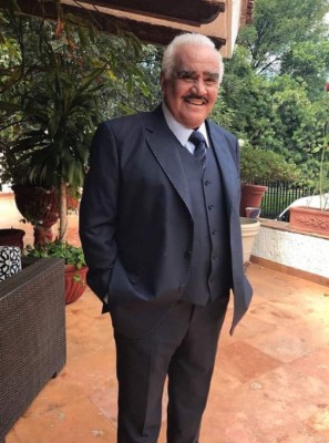 Su primer sueldo, sus empleos antes de la fama y sus trajes: lo que no sabías de Vicente Fernández