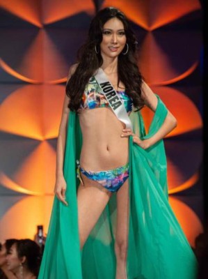 FOTOS: Así desfilaron en traje de baño las candidatas de Miss Universo 2019