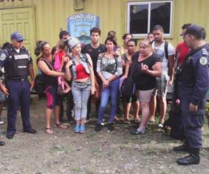 Catorce cubanos fueron detenidos el sábado en Ocotepeque.