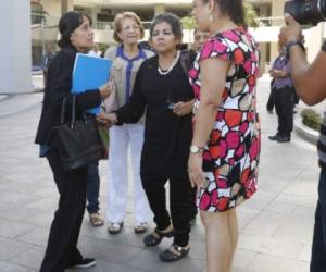 Anarella Vélez a su llegada a la Torre Metrópolis.