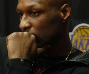 Lamar Odom habría sufrido varios derrames cerebrales.