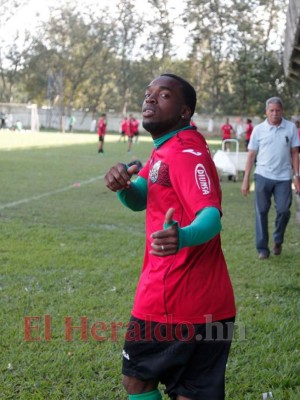 FOTOS: Así era el delantero hondureño Walter 'Pery' Martínez