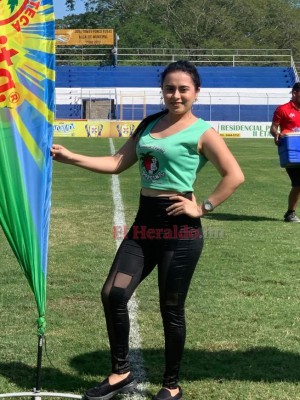 Bellas y esbeltas hondureñas adornaron el inicio del Clausura (FOTOS)