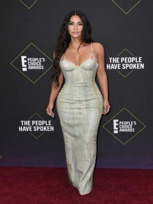 FOTOS: Así llegaron las Kardashian a los E! People's Choice Awards