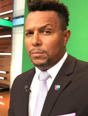 FOTOS: La exitosa carrera del hondureño Carlos Pavón como comentarista de Univisión