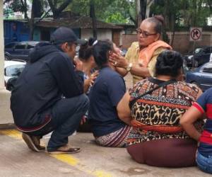 Parientes del menor retiraron el cuerpo de la morgue.