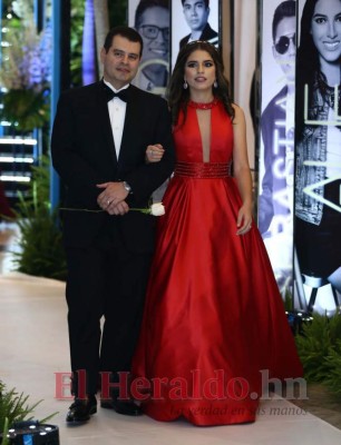 FOTOS: Los rostros más bellos de la temporada Prom 2019