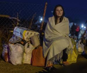 Helena de Lviv en el cruce fronterizo peatonal de Medyka, en el este de Polonia, fue una de las ucranianas que huyó de su hogar.