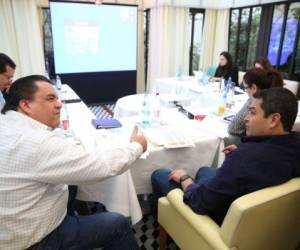 Miembros del gabinete de gobierno se reúnen previo a la Conferencia de las Naciones Unidas sobre el Cambio Climático 2015 que arranca mañana en Paris.