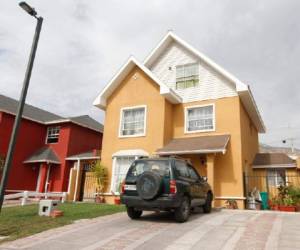 Esta es la vivienda en la que, antes de ser capturada, residía junto a su madre y su padre. Esta propiedad es la que adquirió cuando comenzó a trabajar en el club Platinum tras regresar de México.