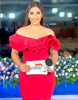 Así lucieron las bellas presentadoras hondureñas en el Bicentenario